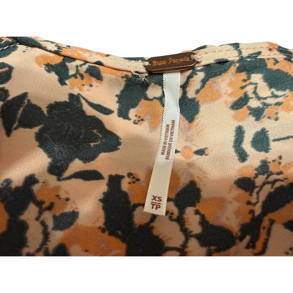 Free People Womens Cruisin Together Mixed Print Top Surplice Cropped size XS - Picture 3 of 8